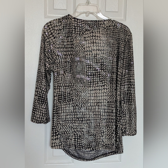 Elegant Women's (Size Large) Black & Tan Cowl Neck Rouched Shimmering Blouse/Top - Picture 5 of 16